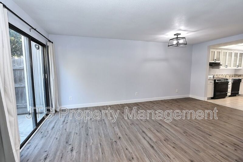 Newly Remodeled Condo in Gated Community for Rent! property image