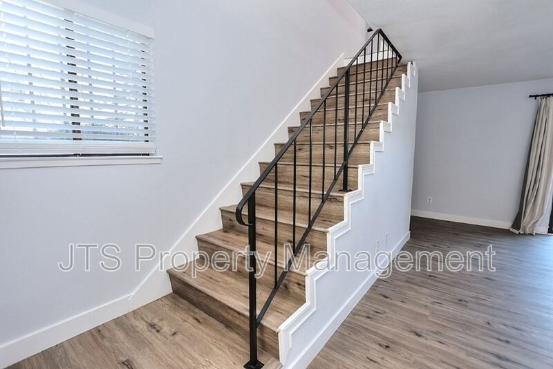 Newly Remodeled Condo in Gated Community for Rent! property image