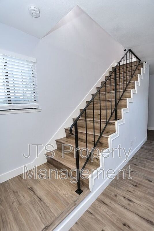 Newly Remodeled Condo in Gated Community for Rent! property image