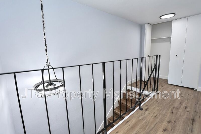 Newly Remodeled Condo in Gated Community for Rent! property image