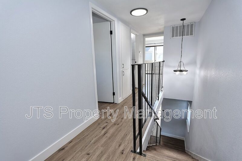 Newly Remodeled Condo in Gated Community for Rent! property image