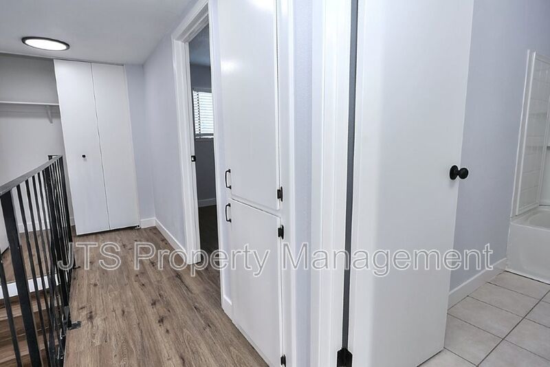 Newly Remodeled Condo in Gated Community for Rent! property image