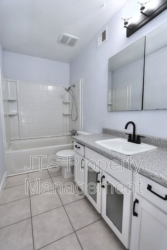 Newly Remodeled Condo in Gated Community for Rent! property image