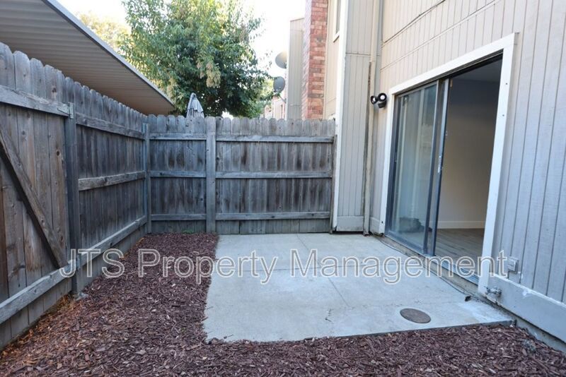 Newly Remodeled Condo in Gated Community for Rent! property image