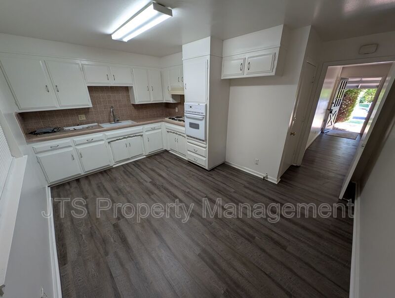 Nice 2 bedroom duplex for rent! property image