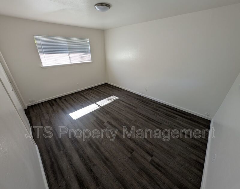 Nice 2 bedroom duplex for rent! property image