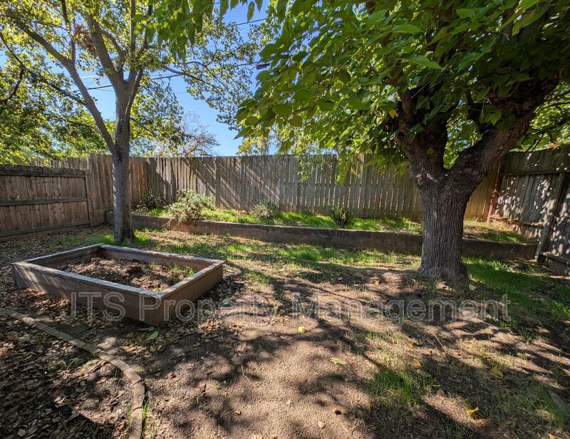 Nice 2 bedroom duplex for rent! property image