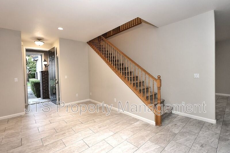 Beautiful Granite Bay Home in Gated Community for Rent Now!! property image