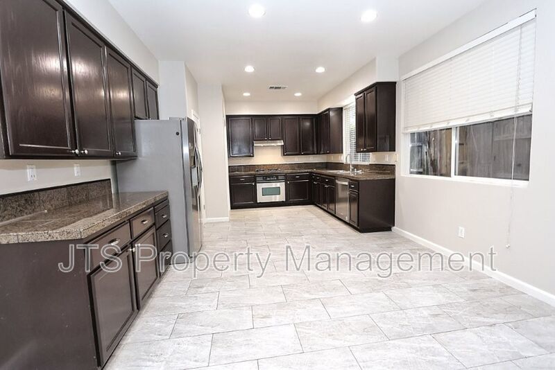 Beautiful Granite Bay Home in Gated Community for Rent Now!! property image