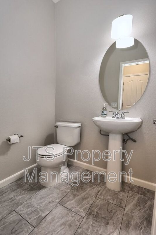 Beautiful Granite Bay Home in Gated Community for Rent Now!! property image