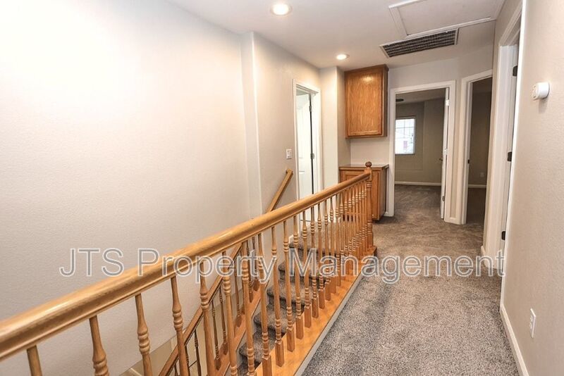 Beautiful Granite Bay Home in Gated Community for Rent Now!! property image