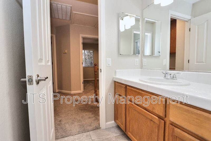 Beautiful Granite Bay Home in Gated Community for Rent Now!! property image