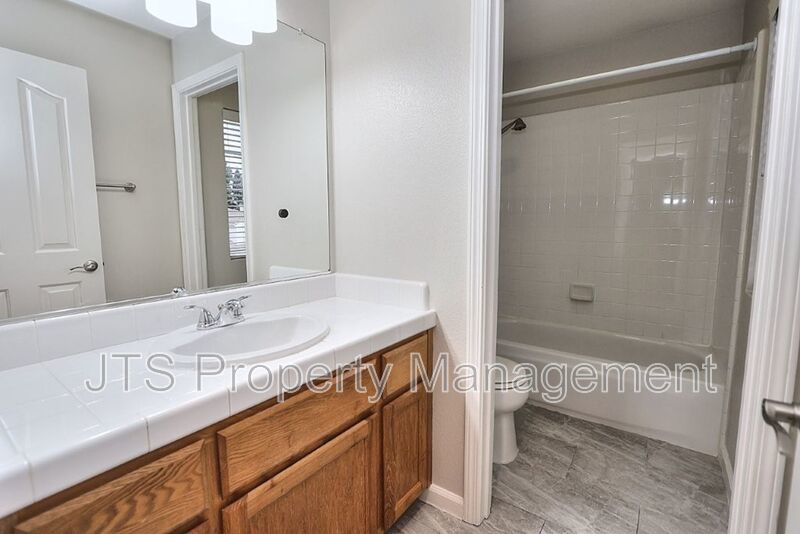 Beautiful Granite Bay Home in Gated Community for Rent Now!! property image
