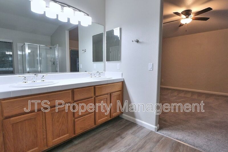Beautiful Granite Bay Home in Gated Community for Rent Now!! property image