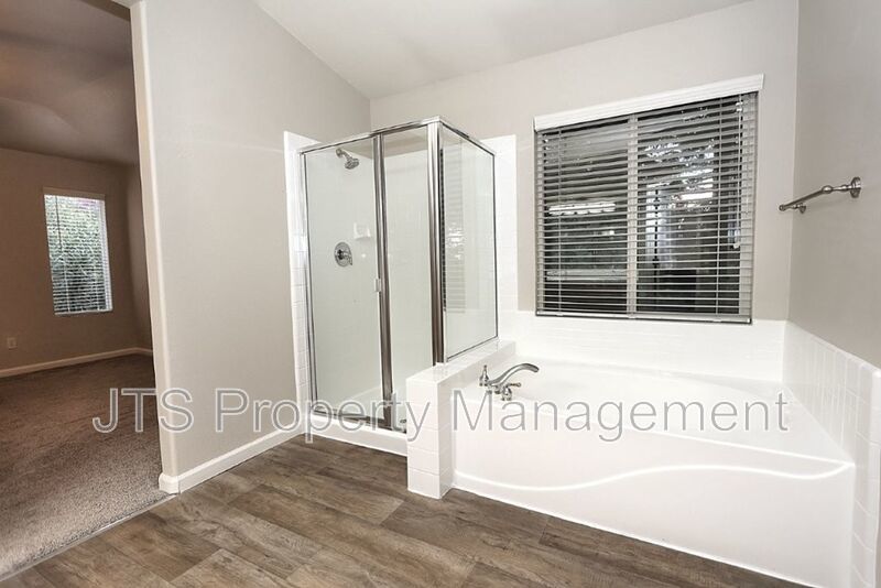 Beautiful Granite Bay Home in Gated Community for Rent Now!! property image