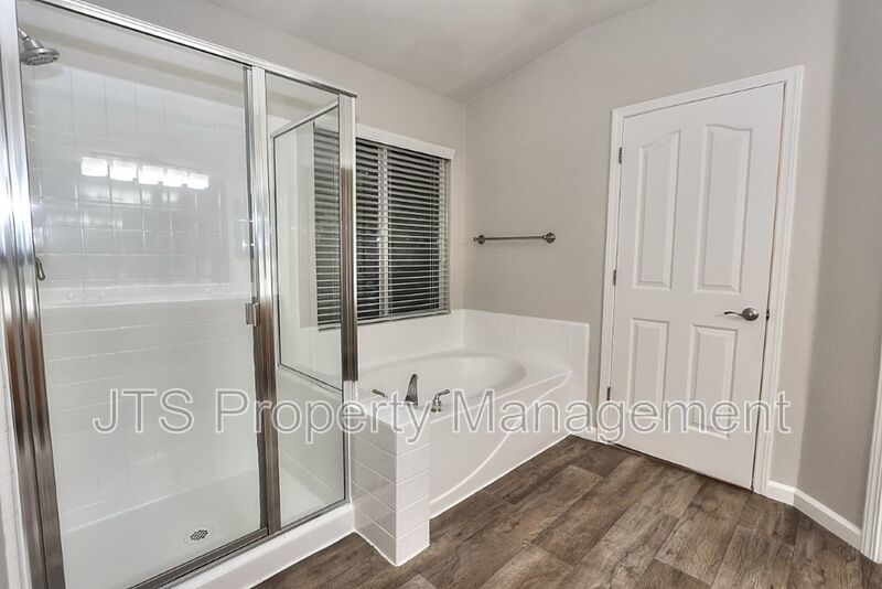 Beautiful Granite Bay Home in Gated Community for Rent Now!! property image