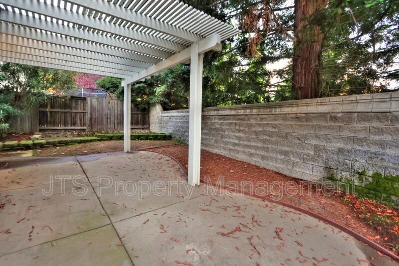 Beautiful Granite Bay Home in Gated Community for Rent Now!! property image