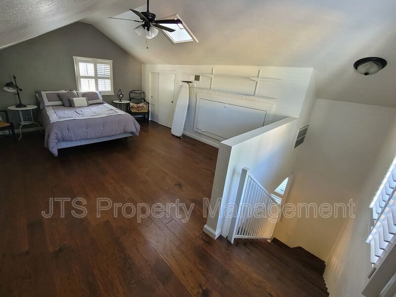 Remodeled Midtown Gem with Loft property image