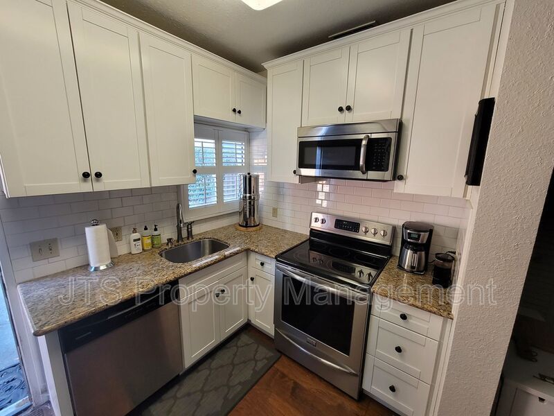 Remodeled Midtown Gem with Loft property image