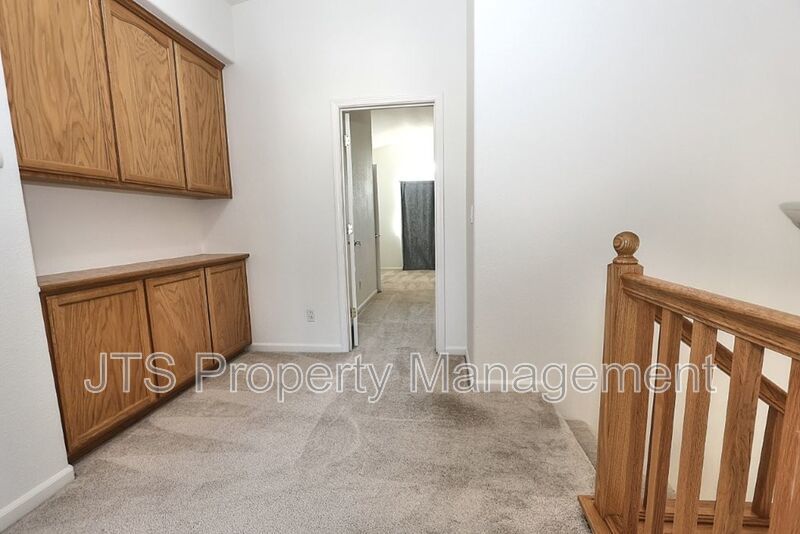 Well Maintained Home in Desirable Area! property image