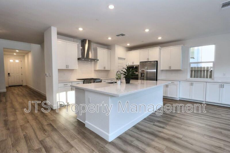 Incredible New Folsom Home For Rent mid January! property image