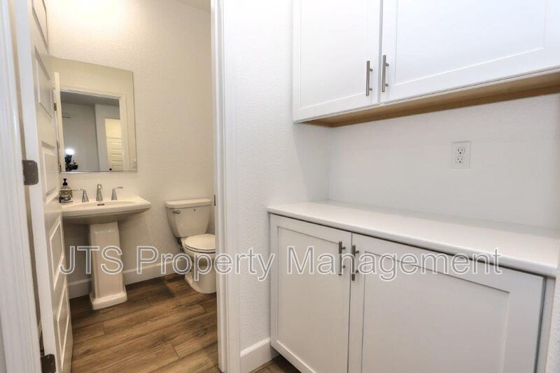 Incredible New Folsom Home For Rent mid January! property image