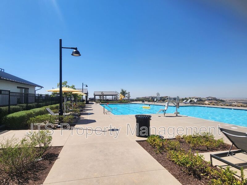 Incredible New Folsom Home For Rent mid January! property image