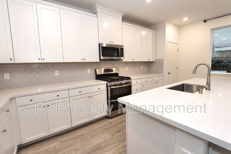 Immaculate North Lake Natomas Home for Rent! property image