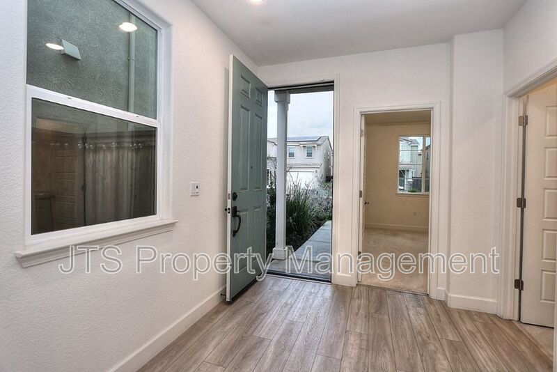 Immaculate North Lake Natomas Home for Rent! property image