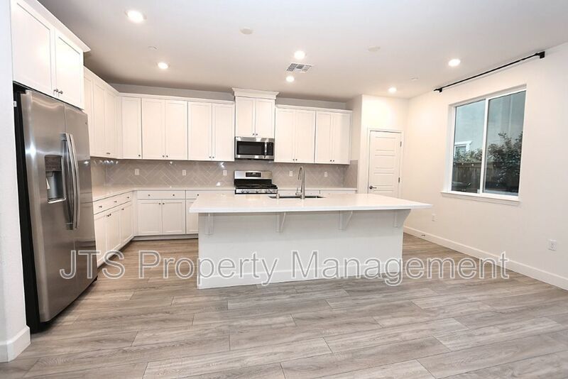 Immaculate North Lake Natomas Home for Rent! property image