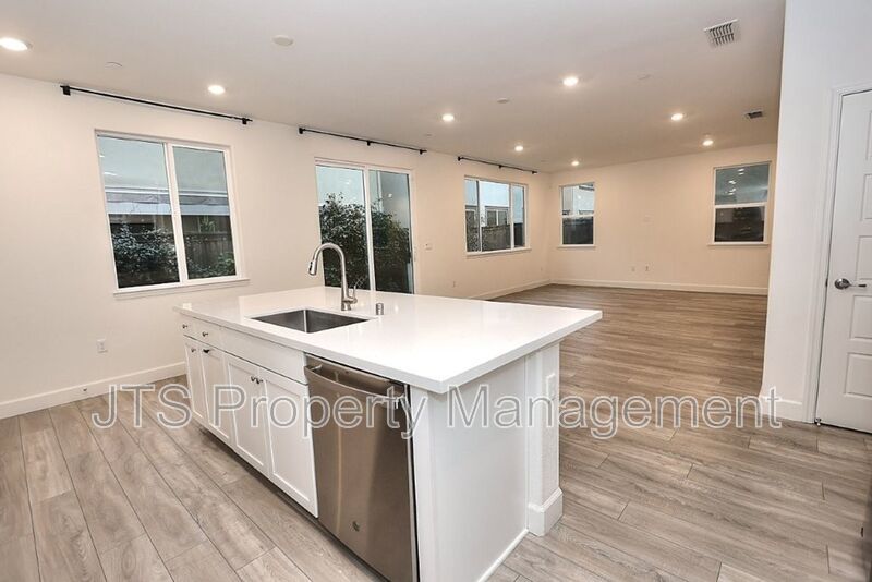 Immaculate North Lake Natomas Home for Rent! property image