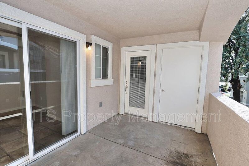 Beautiful Upper Level 2 Bed 2 Bath Gated Folsom Condo! Available mid February! property image