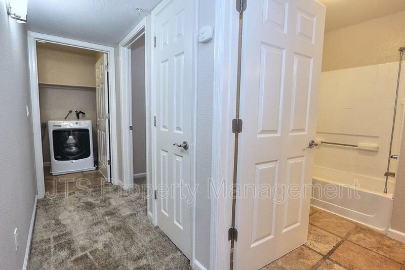 Beautiful Upper Level 2 Bed 2 Bath Gated Folsom Condo! Available mid February! property image