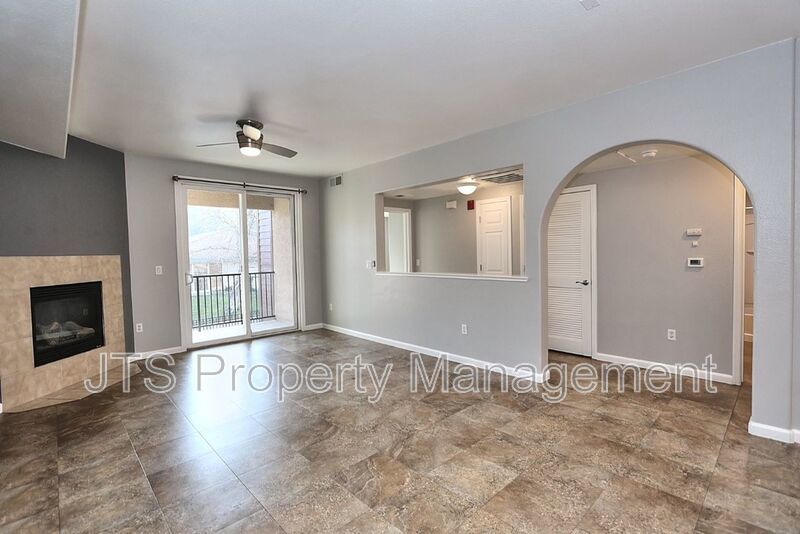 Incredible gated Fair Oaks Condo for rent! property image