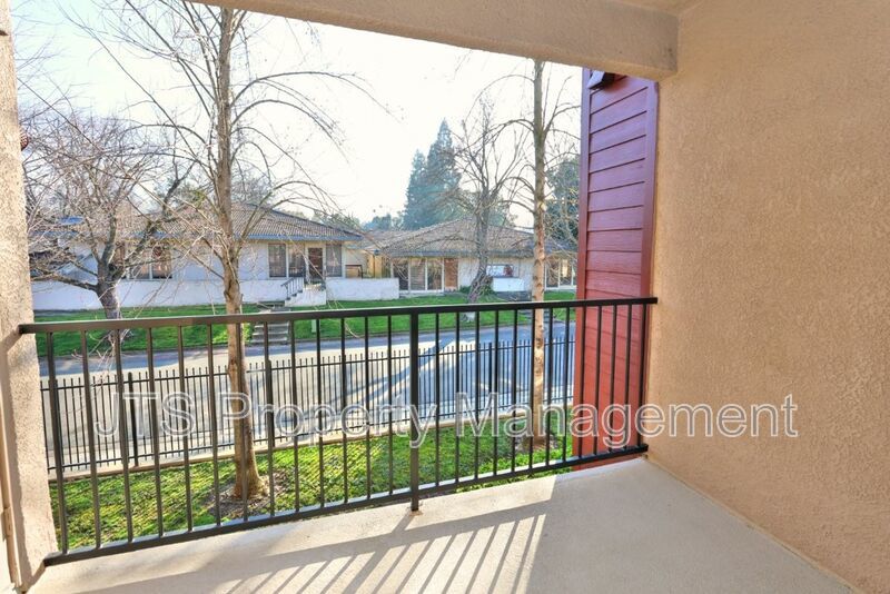 Incredible gated Fair Oaks Condo for rent! property image