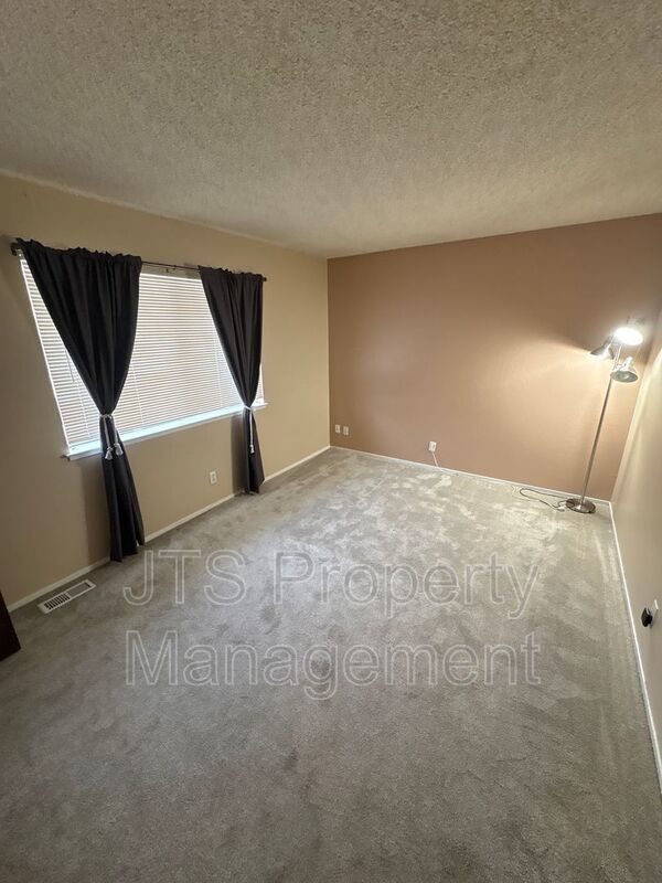 Beautiful Condo coming soon for rent! property image