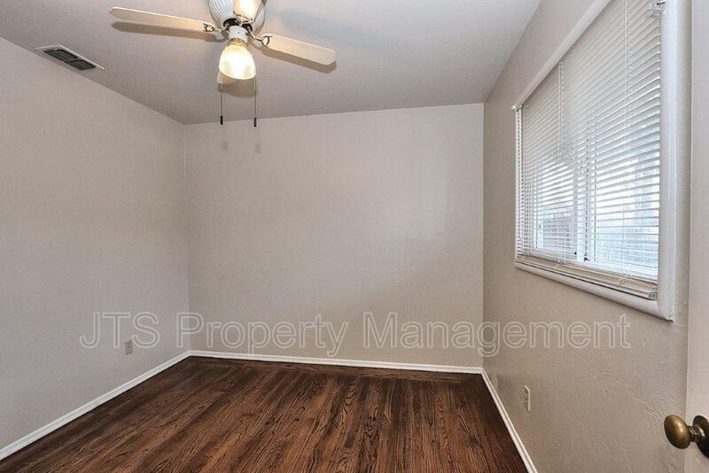 Beautiful Home For Rent in the Garden of the Gods! property image