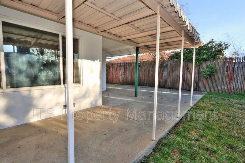 Beautiful Home For Rent in the Garden of the Gods! property image