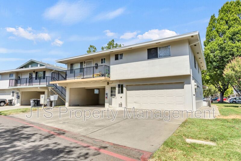 Beautiful Condo coming soon for rent! property image