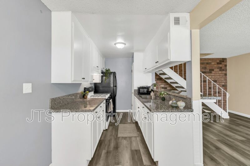 Beautiful Condo coming soon for rent! property image