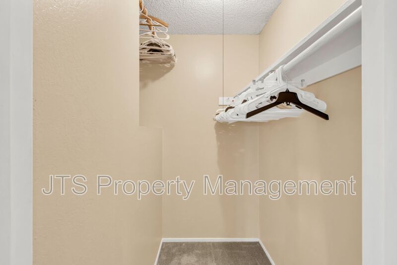 Beautiful Condo coming soon for rent! property image