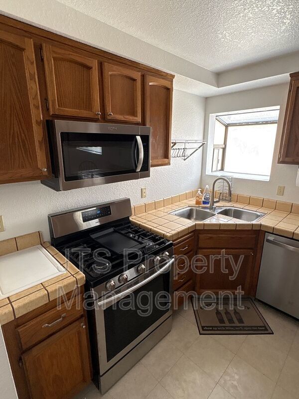 Condo in Gated Community Available Now! property image