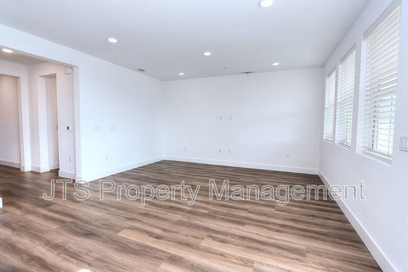 Incredible Solar new construction home in Anatolia For Rent! property image