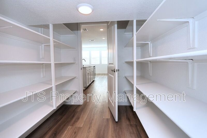 Incredible Solar new construction home in Anatolia For Rent! property image