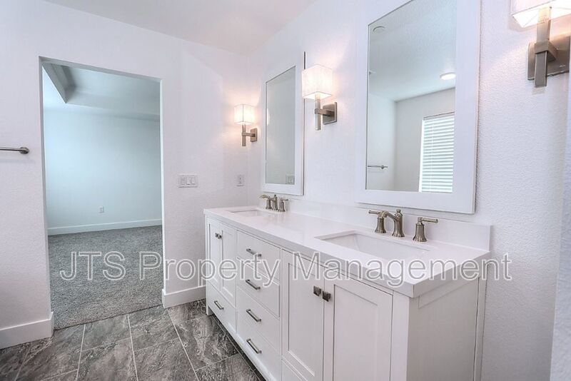 Incredible Solar new construction home in Anatolia For Rent! property image