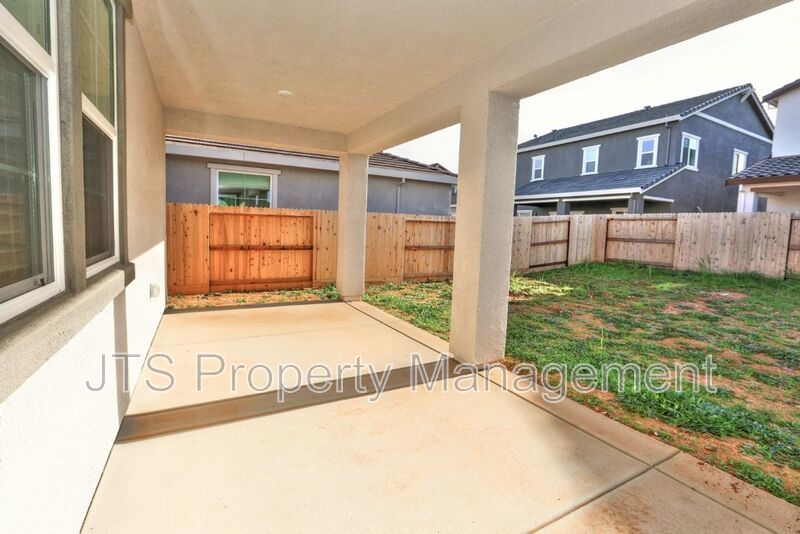 Incredible Solar new construction home in Anatolia For Rent! property image