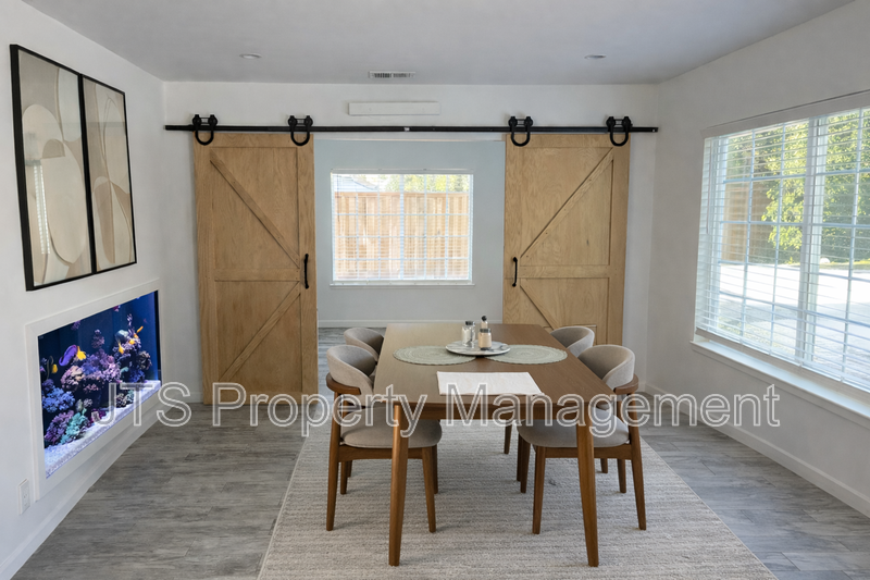 Beautifully Updated Home in Sunriver Community Coming Soon! property image