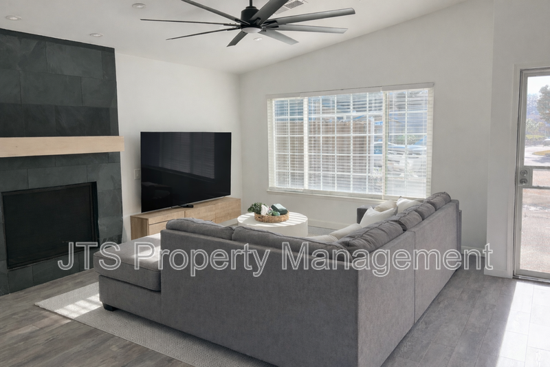 Beautifully Updated Home in Sunriver Community Coming Soon! property image