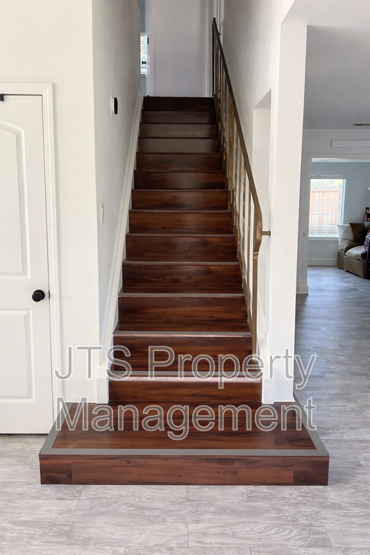 Beautifully Updated Home in Sunriver Community Coming Soon! property image