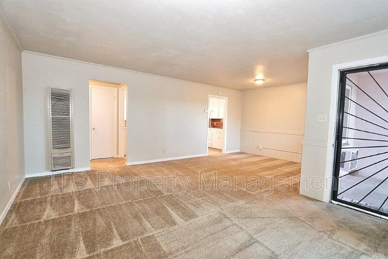 Rare 2 Bedroom Lower Level unit apartment complex across from UC Davis Med Center! property image